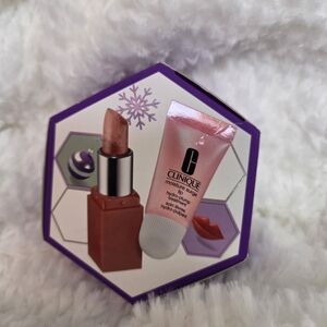 Clinique Lip Luxury Set with Clinique Pop Lip Colour in Bare Pop & Lip Treatment